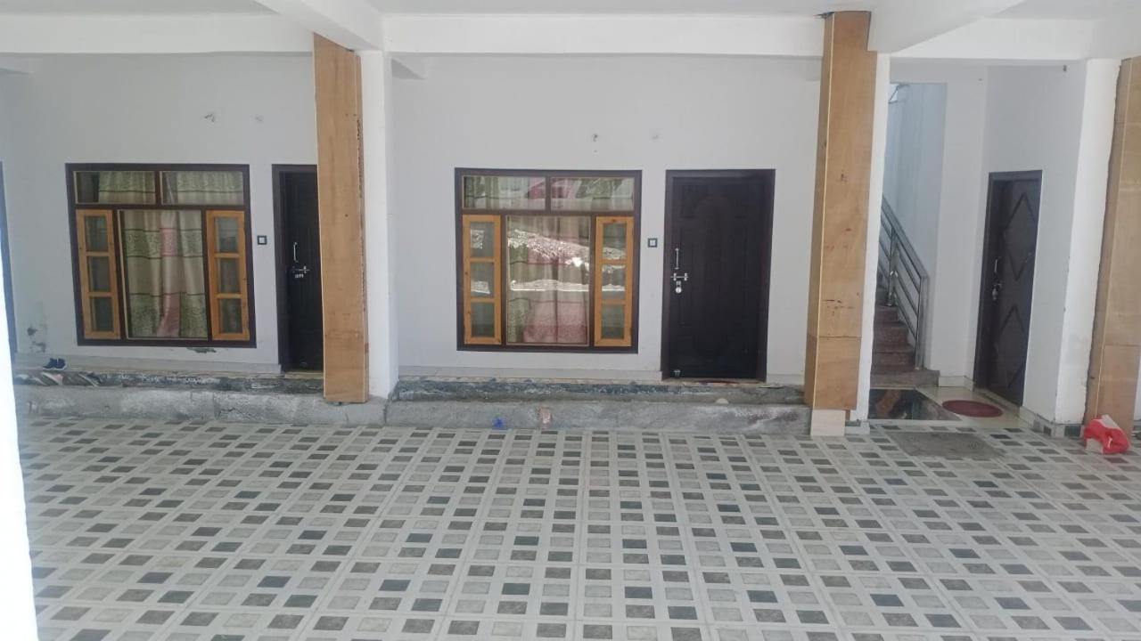 Rahul Hotel & Restaurant Masuri Exterior foto